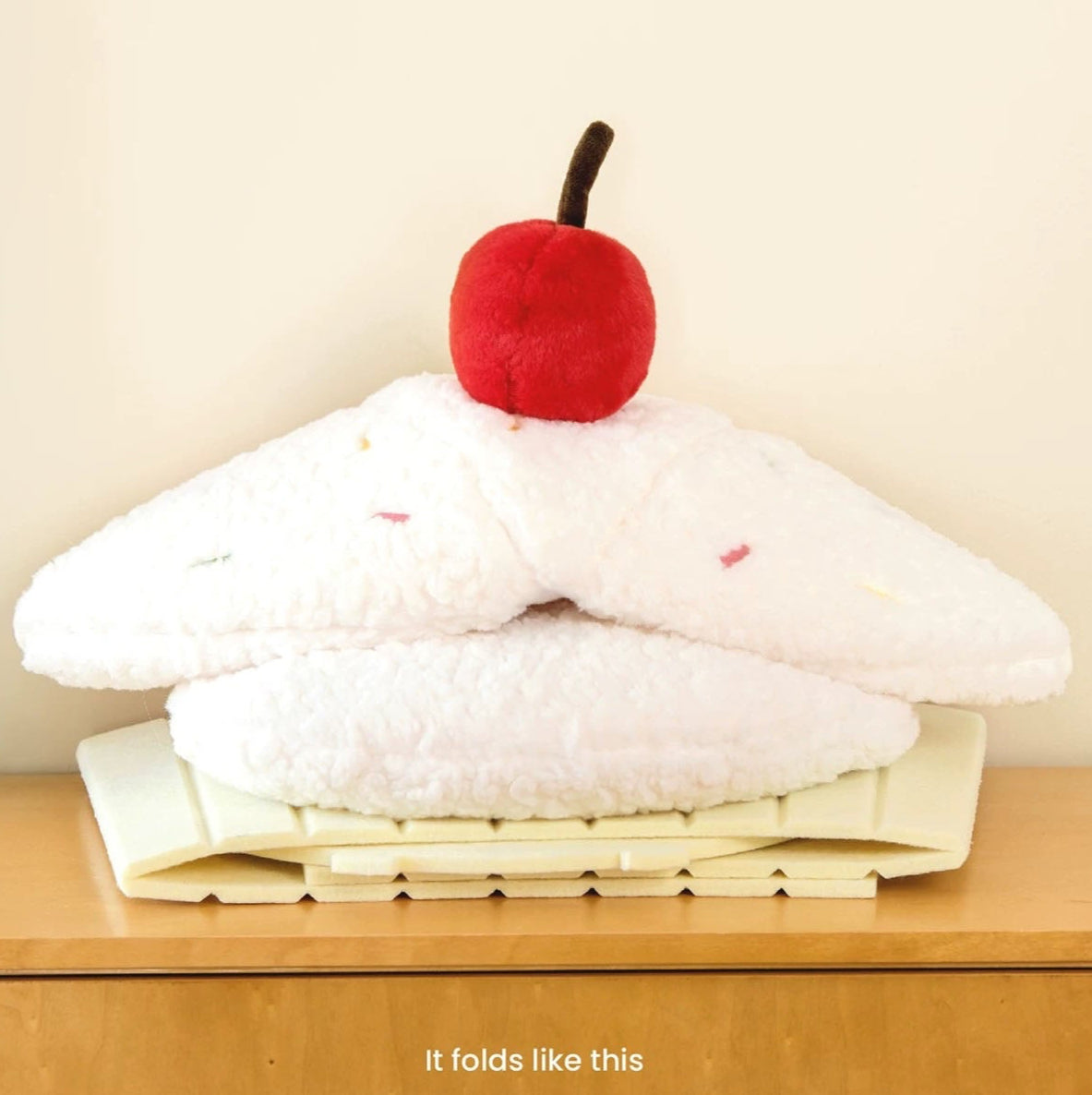 Foldable Cupcake Cat Bed with Washable Cushion,